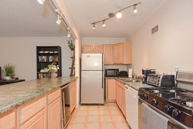 Whittier Place unit 3F, Boston, MA 02114 - photo 6