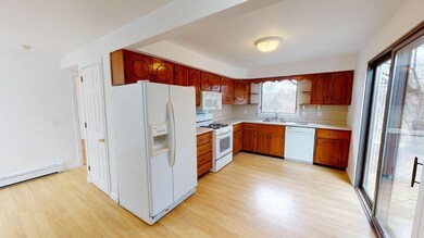 679 Amherst Rd, Sunderland, MA 01375 - photo 6