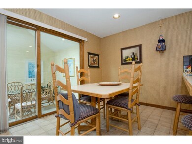 725 Cherry Cir, Wynnewood, PA 19096 - photo 5