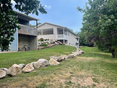 4045 Hillcrest Cir, Ogden, UT 84405 - photo 2