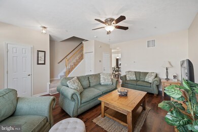 1159 Balsam Cir, Sykesville, MD 21784 - photo 3