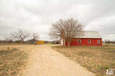 12014 Spring Creek Ln, San Angelo, TX 76904 - photo 5