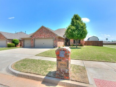1900 Alexander Way, Yukon, OK 73099 - photo 2