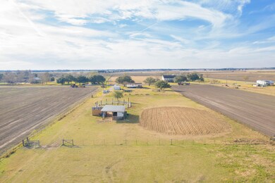 8805 Leleux Rd, New Iberia, LA 70560 - photo 4