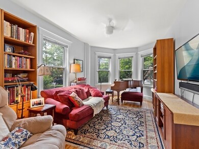 25 Bartlett Crescent unit 1, Brookline, MA 02446 - photo 6