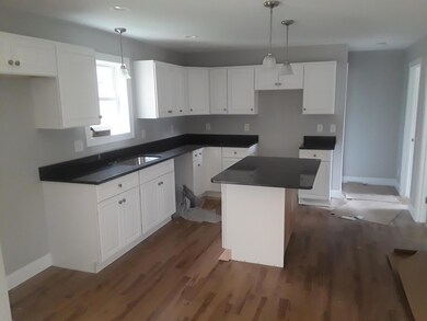 4 Capozzi Lane Photo 1