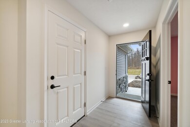 01-324-Vansickle-Dr-Charlotte-MI-48813-W