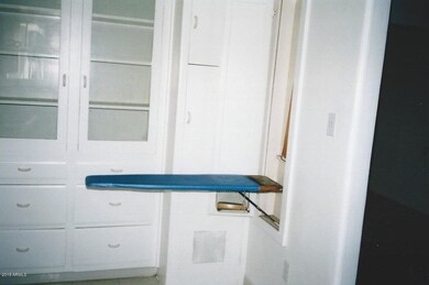 2218 Cambridge 4