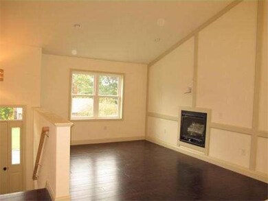 27 Buckley Rd, Worcester, MA 01602 - photo 2