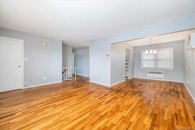 291 Evans Ave, Elmont, NY 11003 - photo 4