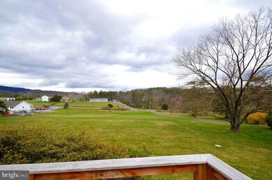 62 Spiceberry Ln, Berkeley Springs, WV 25411 - photo 7