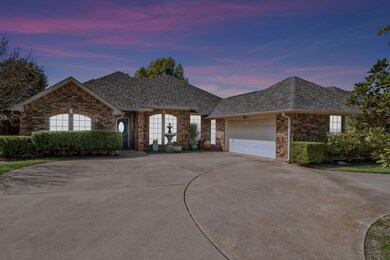 7001 Oak Hills Ct, North Richland Hills, TX 76182 - photo 3