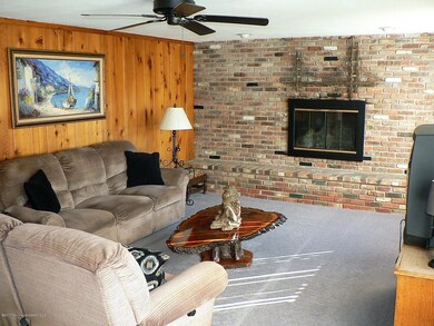 281 Cedar Ave. FAM4e