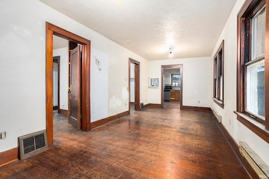 108 N Olive St, Osceola, IN 46561 - photo 4