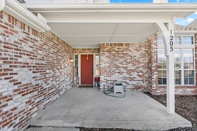 1205 N Yellowood Ave, Broken Arrow, OK 74012 - photo 4