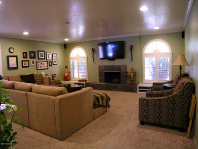 1115 N Tucana Ln, Gilbert, AZ 85234 - photo 5