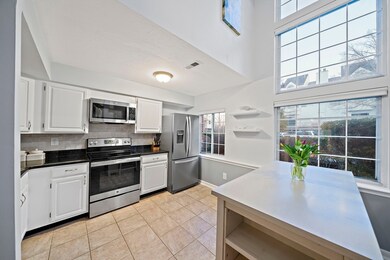 179 Tall Oaks Dr unit E, South Weymouth, MA 02190 - photo 2