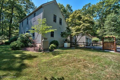 2315 Beartown Rd, Canadensis, PA 18325 - photo 3