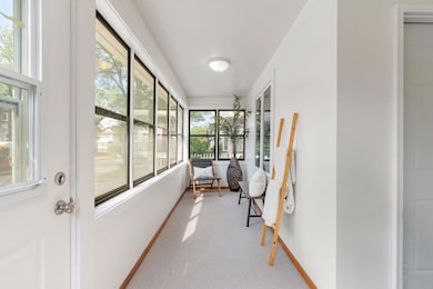 813 26th Ave NE, Minneapolis, MN 55418 - photo 5