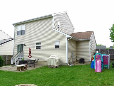 6 Cobblestone Ln, Troy, NY 12180 - photo 5