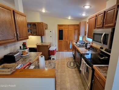 107 Genesis Dr, Milford, PA 18337 - photo 3