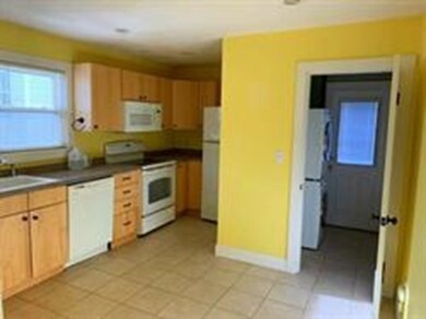 8 College Hill Rd unit 2, Somerville, MA 02144 - photo 3