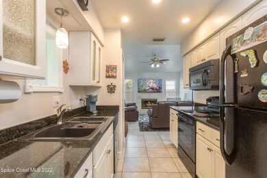 7483 Camio Ave-17