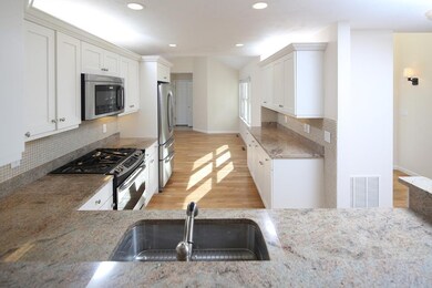 18 Abigails Path unit 18, Plymouth, MA 02360 - photo 5