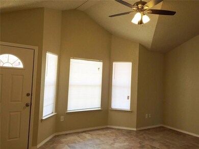 521 Lauren St, Horizon City, TX 79928 - photo 5