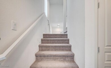 8056 Haywood Estate Ave, Las Vegas, NV 89113 - photo 6