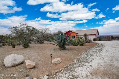 1 ACRE LOT!