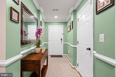 15635 John Diskin Cir, Woodbridge, VA 22191 - photo 3