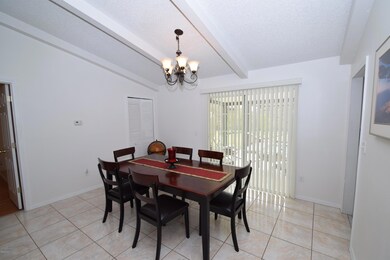 LOVELY DINING AREA!