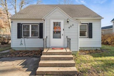 403 2nd St S, Coggon, IA 52218 - photo 3