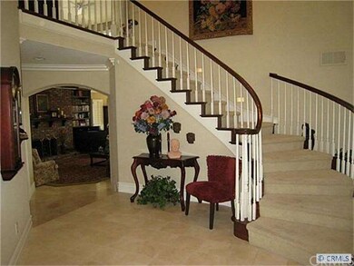 Upgraded Stairway is very dramatic and welcoming