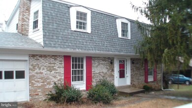 12813 Pine Tree Ln, Fort Washington, MD 20744 - photo 2