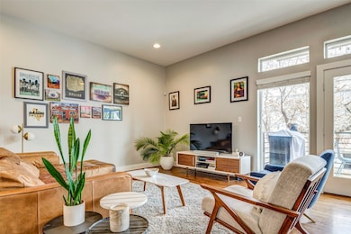 5618 Lindell Ave unit 3, Dallas, TX 75206 - photo 3