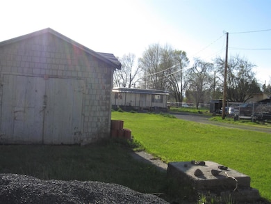 1540 Hope St, Klamath Falls, OR 97603 - photo 4