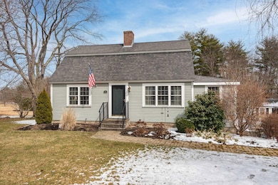 296 Dover Point Rd, Dover, NH 03820 - photo 4