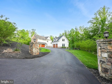 11607 Lawter Ln, Clifton, VA 20124 - photo 2