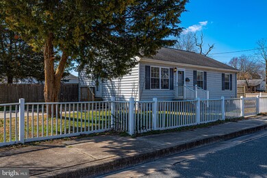 402 W 6th St, Laurel, DE 19956 - photo 4