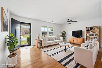 693 Charlecote Dr, Virginia Beach, VA 23464 - photo 2