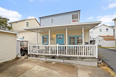 View of front of property featuring a porch