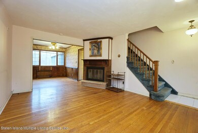 129 Cheshire Place, Staten Island, NY 10301 - photo 5