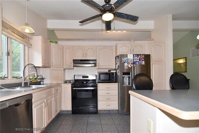 26 Mohawk Trail, Narragansett, RI 02882 - photo 6