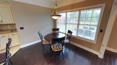 BREAKFAST ROOM