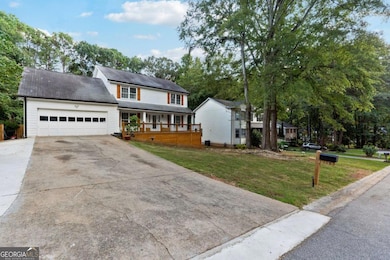 1118 Saybrook Cir NW, Lilburn, GA 30047 - photo 2