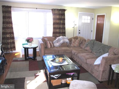 114 Governors Dr, Wallingford, PA 19086 - photo 2