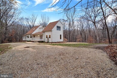 472 Avon Ct, Friendship, MD 20758 - photo 3