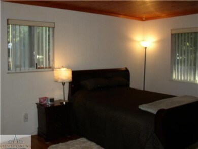 831 W Northrup St, Lansing, MI 48911 - photo 5